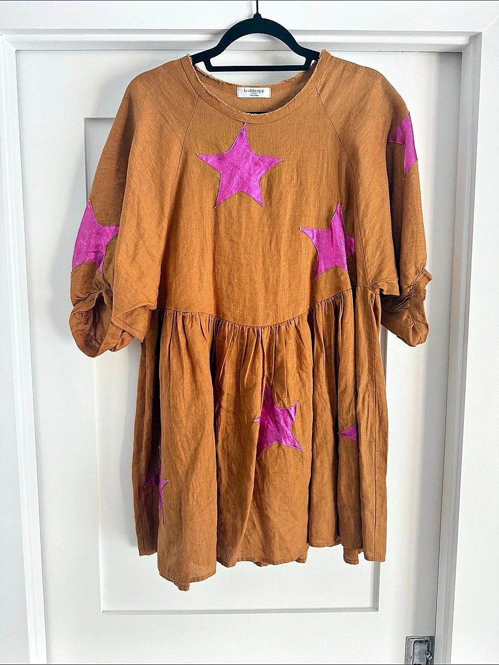 LANHTROPY Alcala Star Mini Dress in Brown & Pink